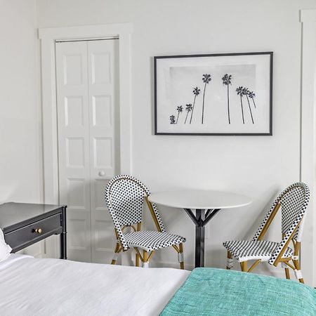 The Retreat At Anna Maria Island Inn 브레이든턴비치 외부 사진
