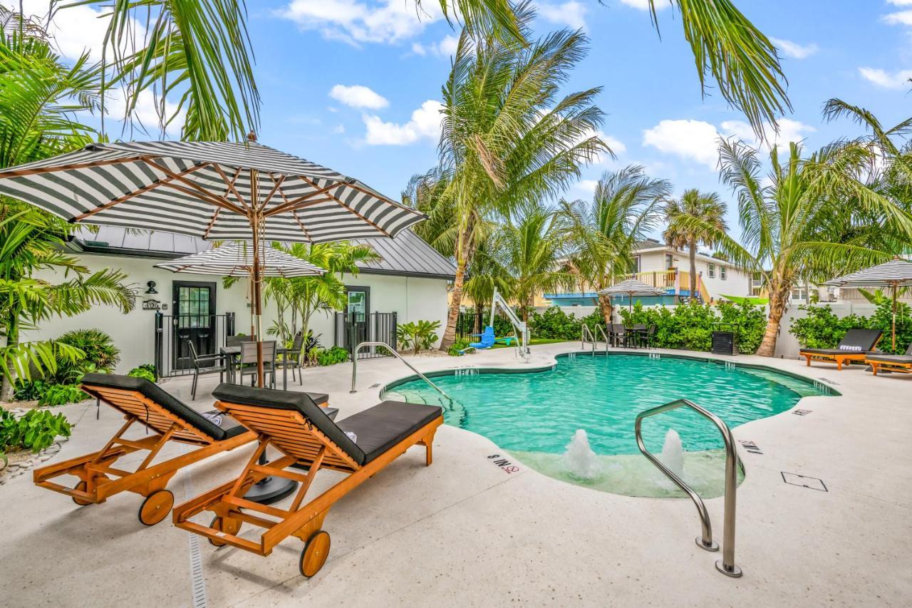 The Retreat At Anna Maria Island Inn 브레이든턴비치 외부 사진