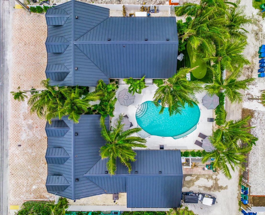 The Retreat At Anna Maria Island Inn 브레이든턴비치 외부 사진